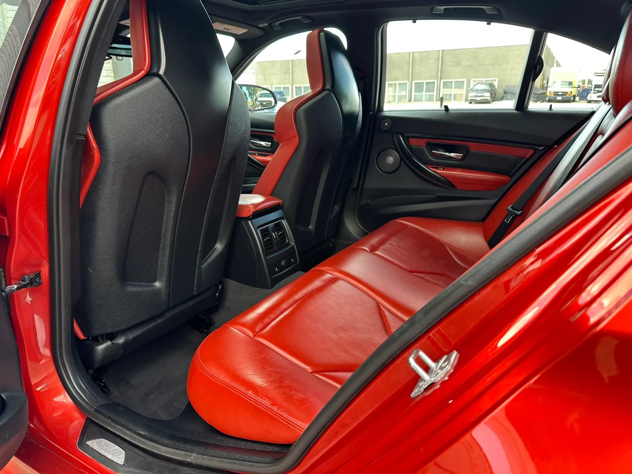 Used 2016 BMW M3 RWD image 37