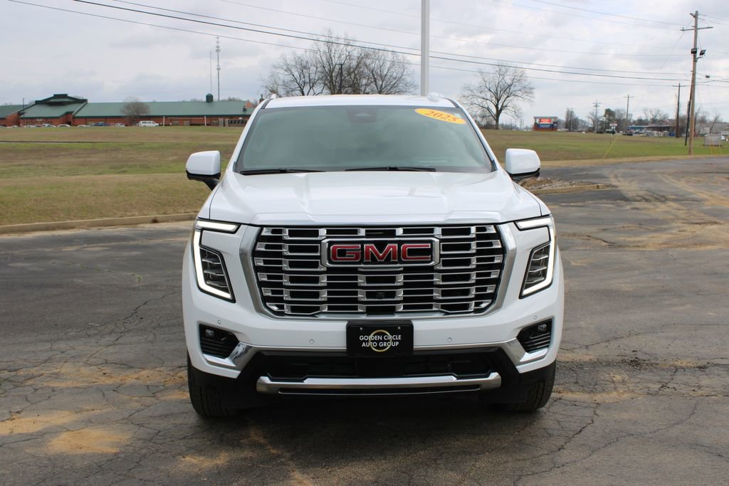 Used 2025 GMC Yukon Denali image 3