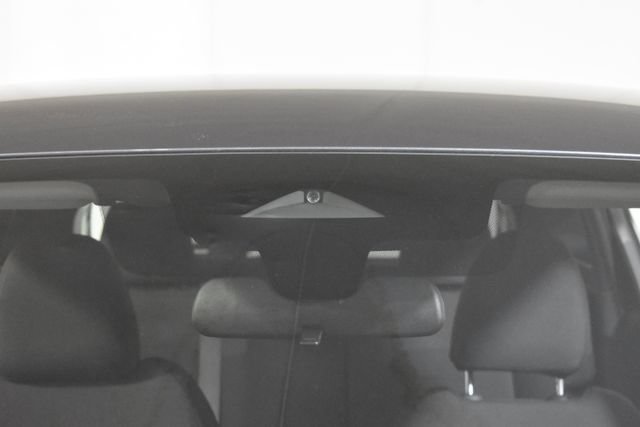 Certified 2025 Nissan Kicks S FWD image 33