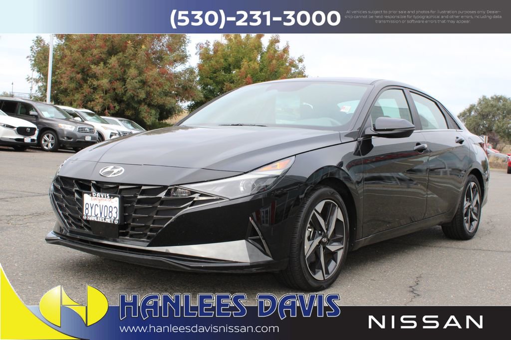 Used 2022 Hyundai Elantra SEL w/ Convenience + Premium Package image 3