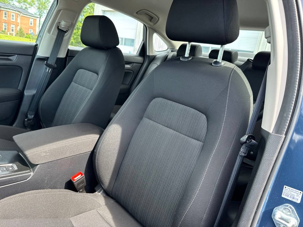 Used 2025 Honda Civic LX image 24