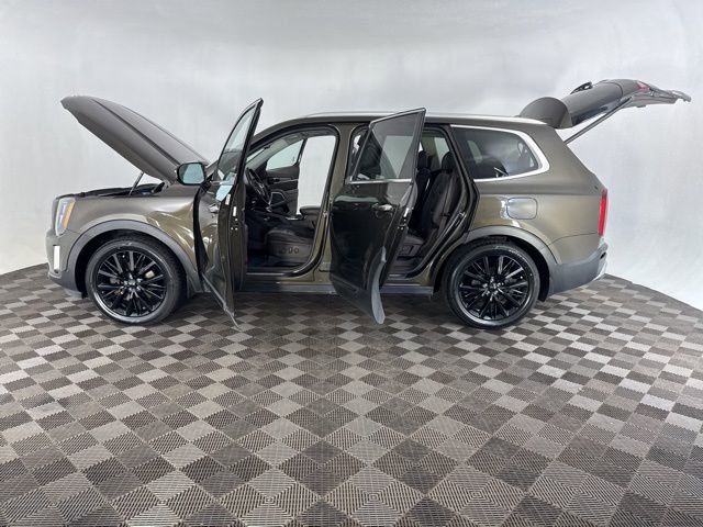 Used 2020 Kia Telluride SX w/ Towing Package image 11