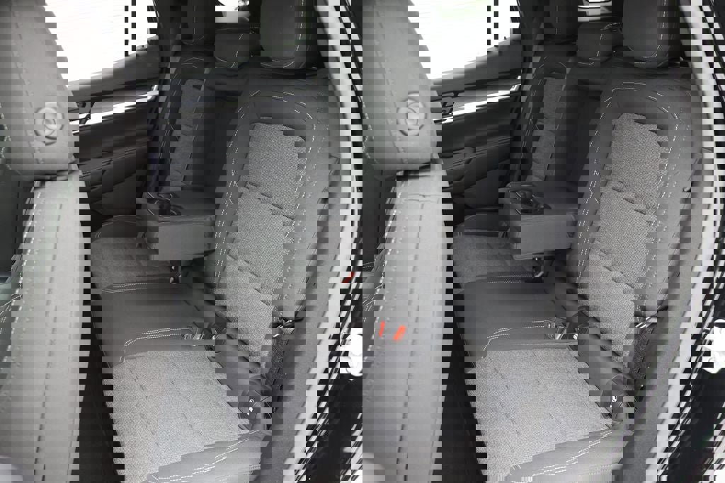 Used 2025 GMC Terrain Elevation image 11