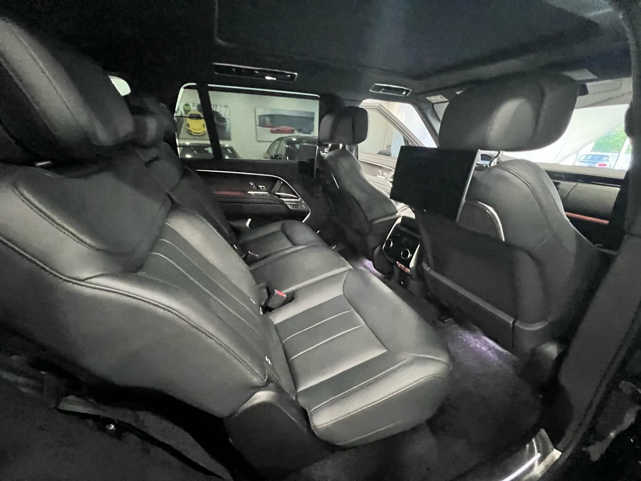 Used 2023 Land Rover Range Rover Long Wheelbase Autobiography AWD/4WD image 29
