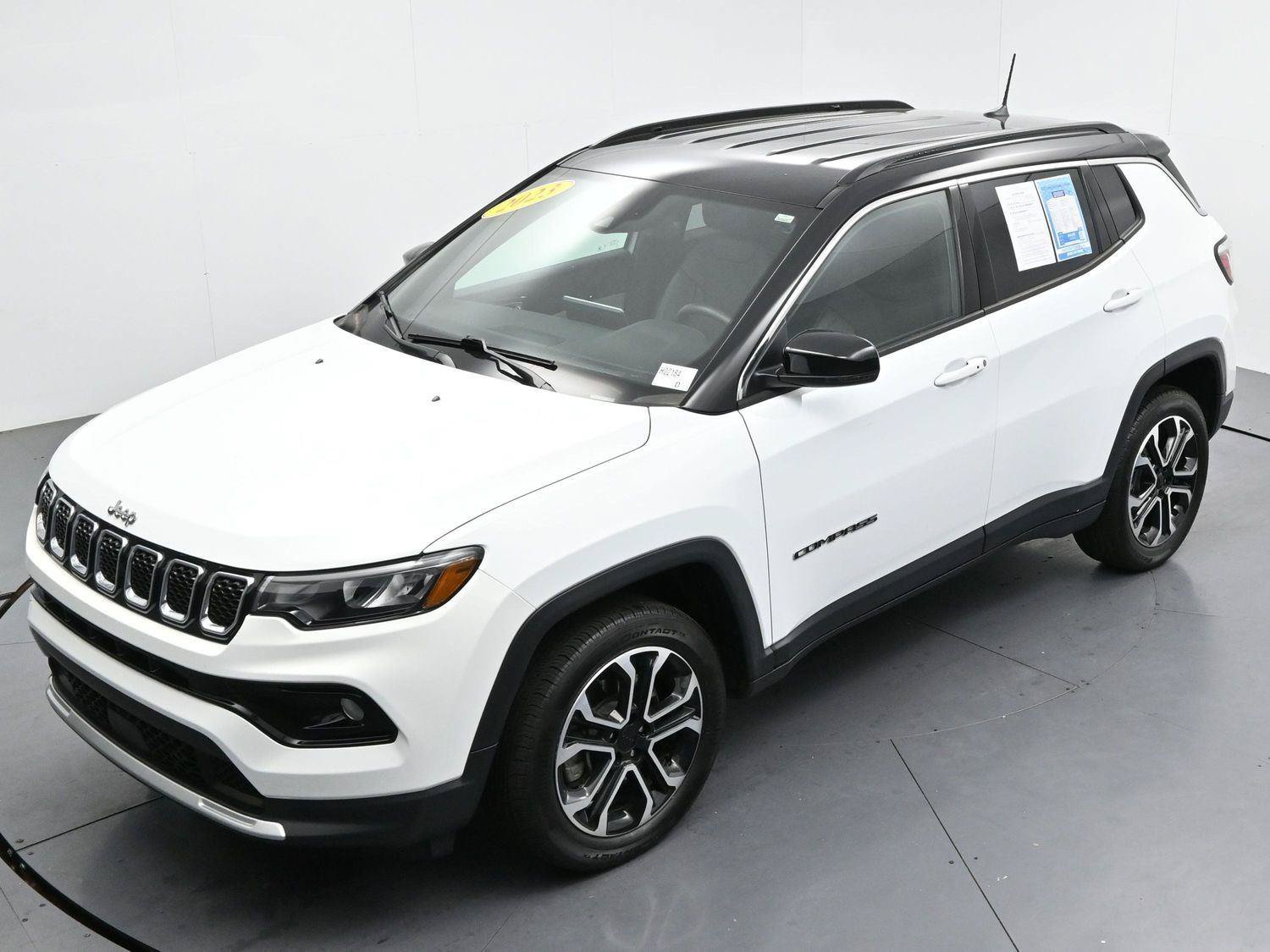 Used 2023 Jeep Compass Limited AWD/4WD image 38