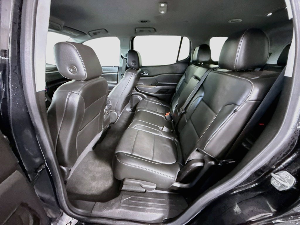 Used 2023 GMC Acadia SLT FWD image 24