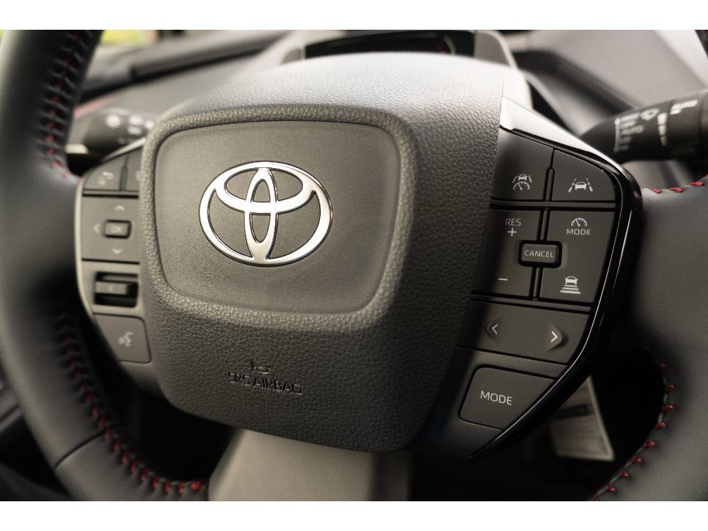 New 2026 Toyota Prius Plug-In Hybrid FWD image 30