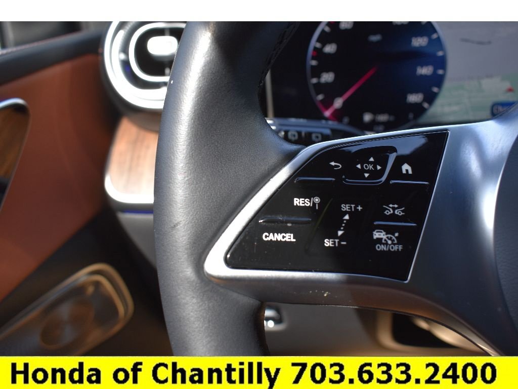 Used 2023 Mercedes-Benz GLC 300 4MATIC image 12
