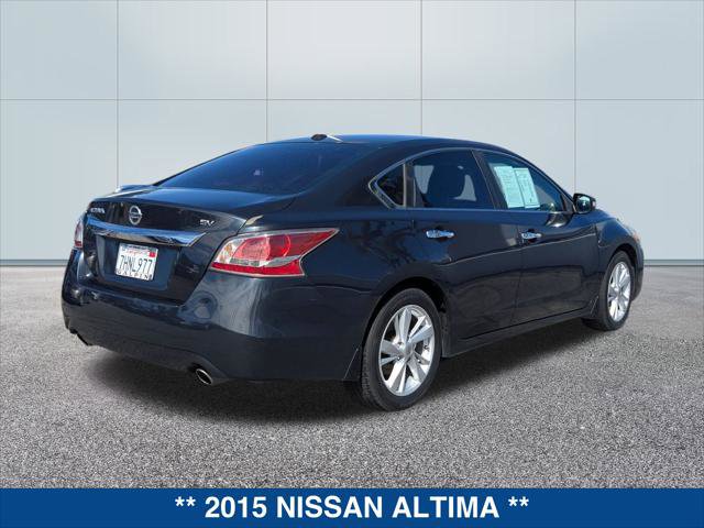 Used 2015 Nissan Altima 2.5 SV w/ Convenience Package image 5