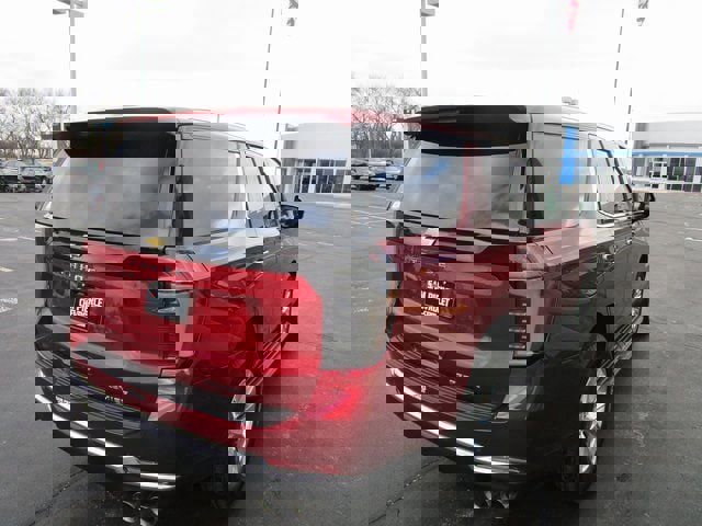 New 2026 Chevrolet Tahoe Premier w/ Sun And Tow Package image 5