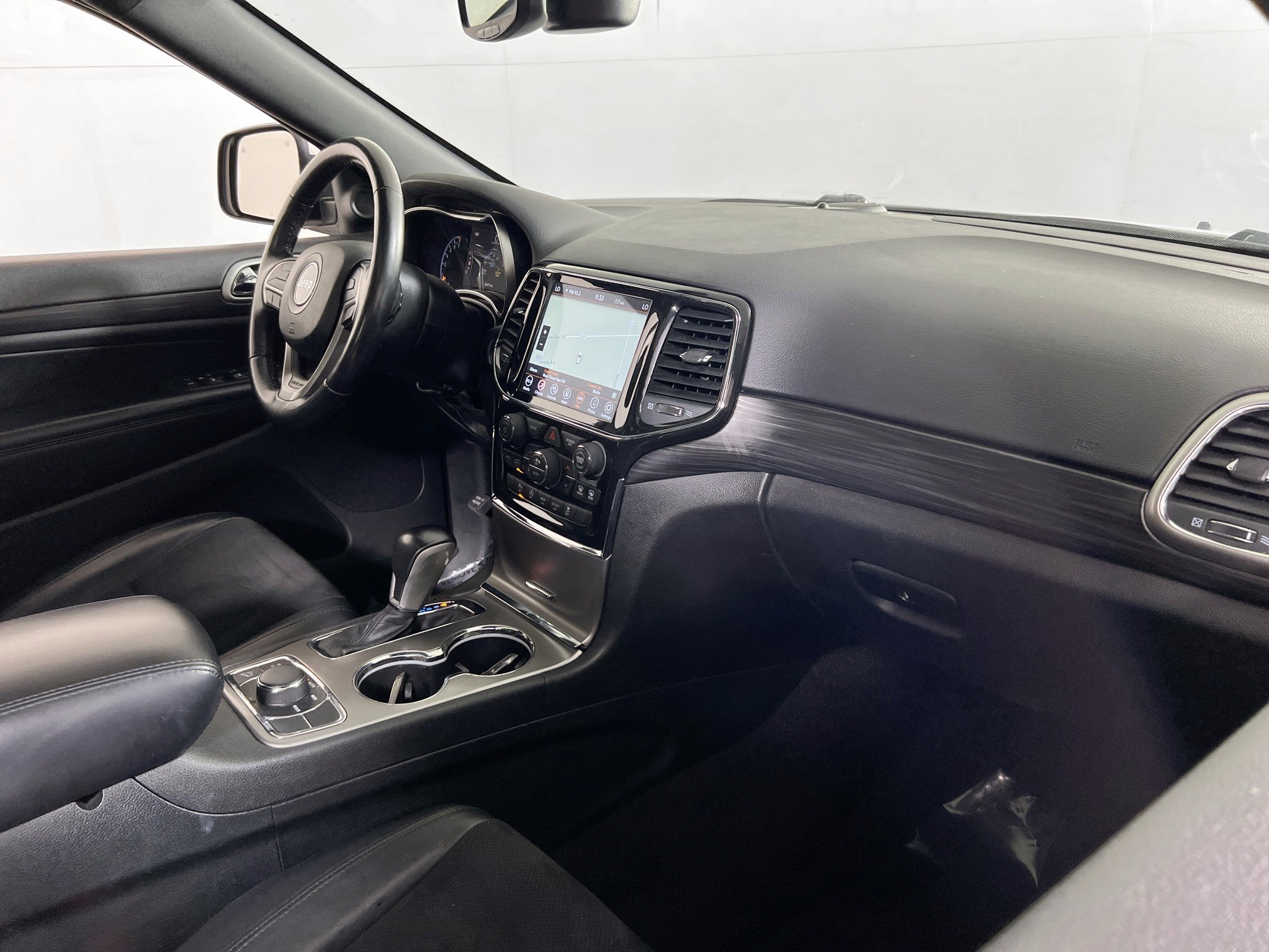 Used 2022 Jeep Grand Cherokee Laredo X image 29