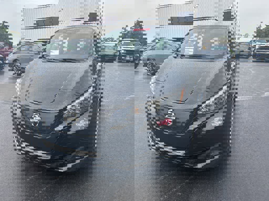 Used 2023 Nissan Leaf S image 5