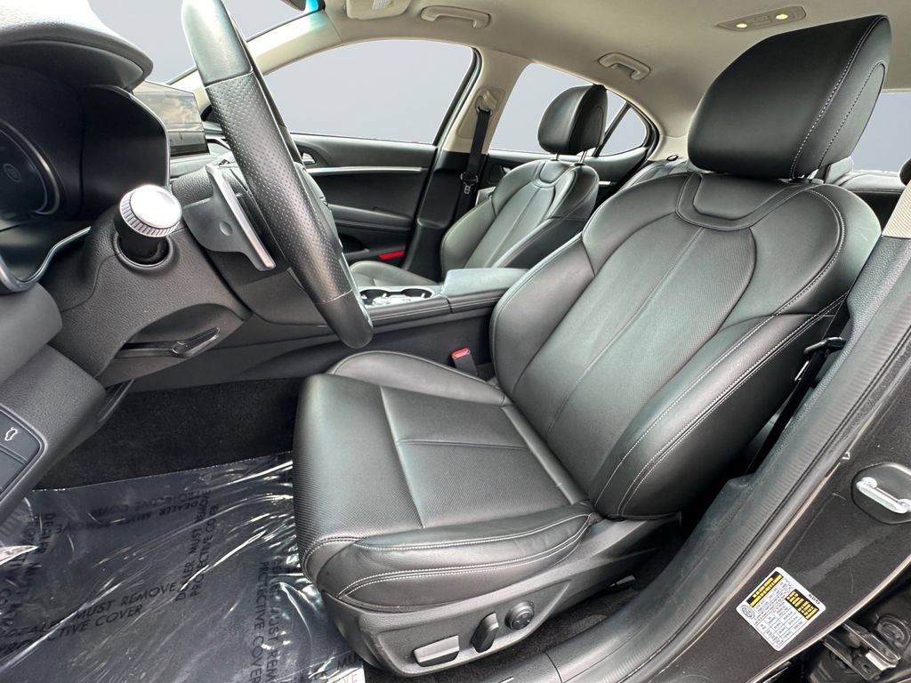 Used 2025 Genesis G70 2.5T AWD/4WD image 9