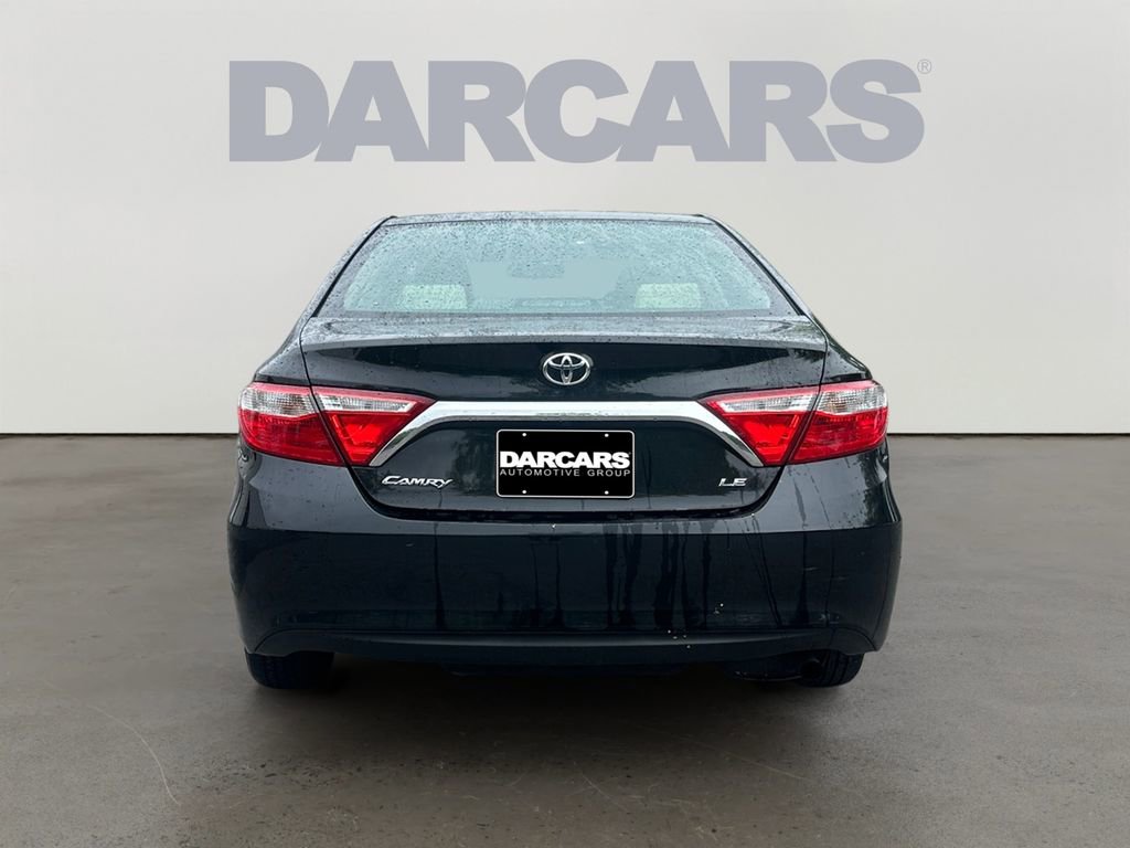 Used 2016 Toyota Camry LE FWD image 6