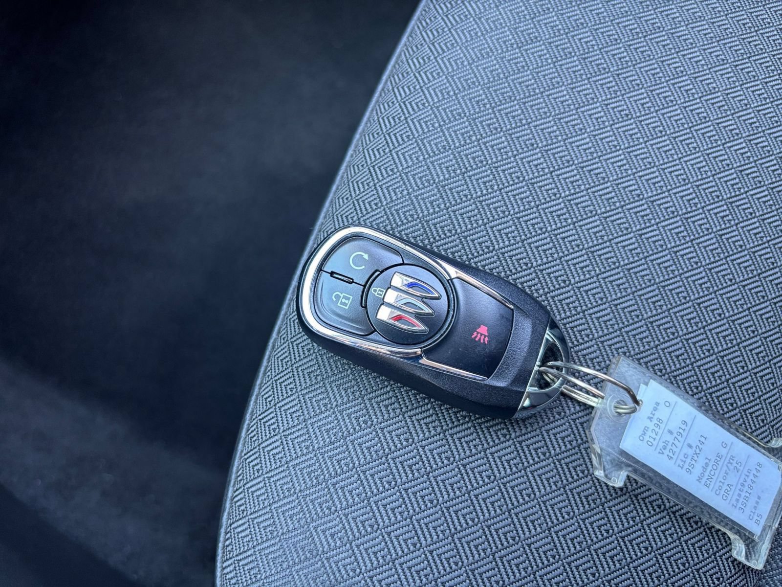 Used 2025 Buick Encore GX Preferred AWD/4WD image 20
