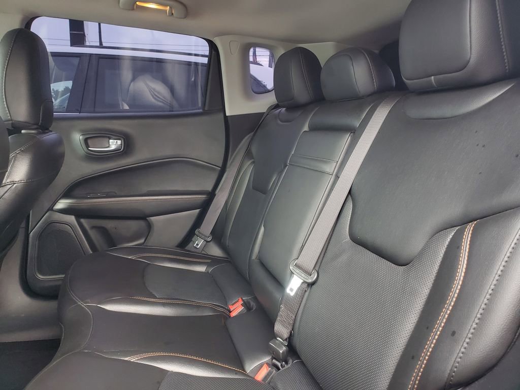 Used 2019 Jeep Compass Limited AWD/4WD image 10