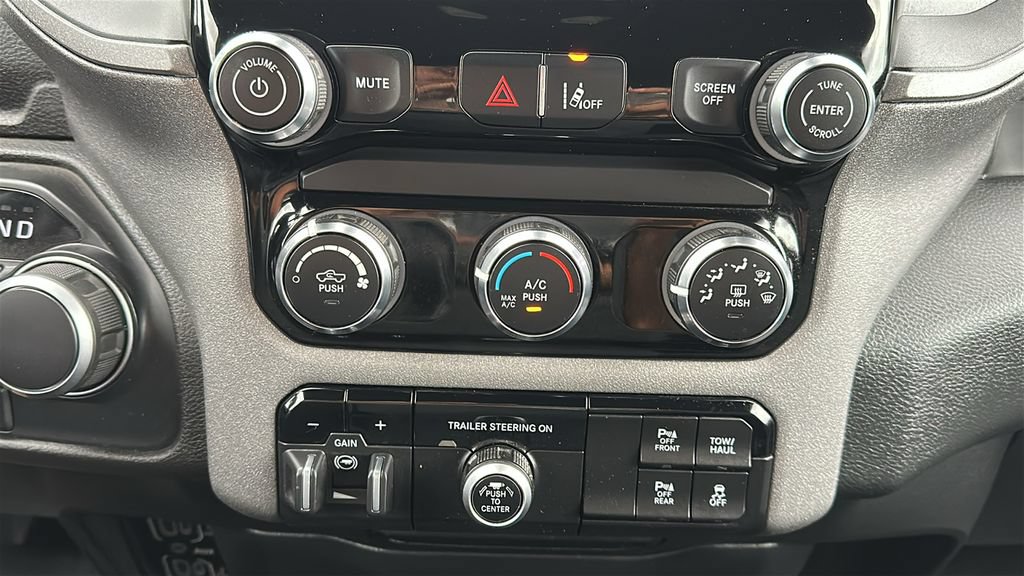 Used 2025 RAM 1500 Tradesman w/ Night Edition RWD image 27