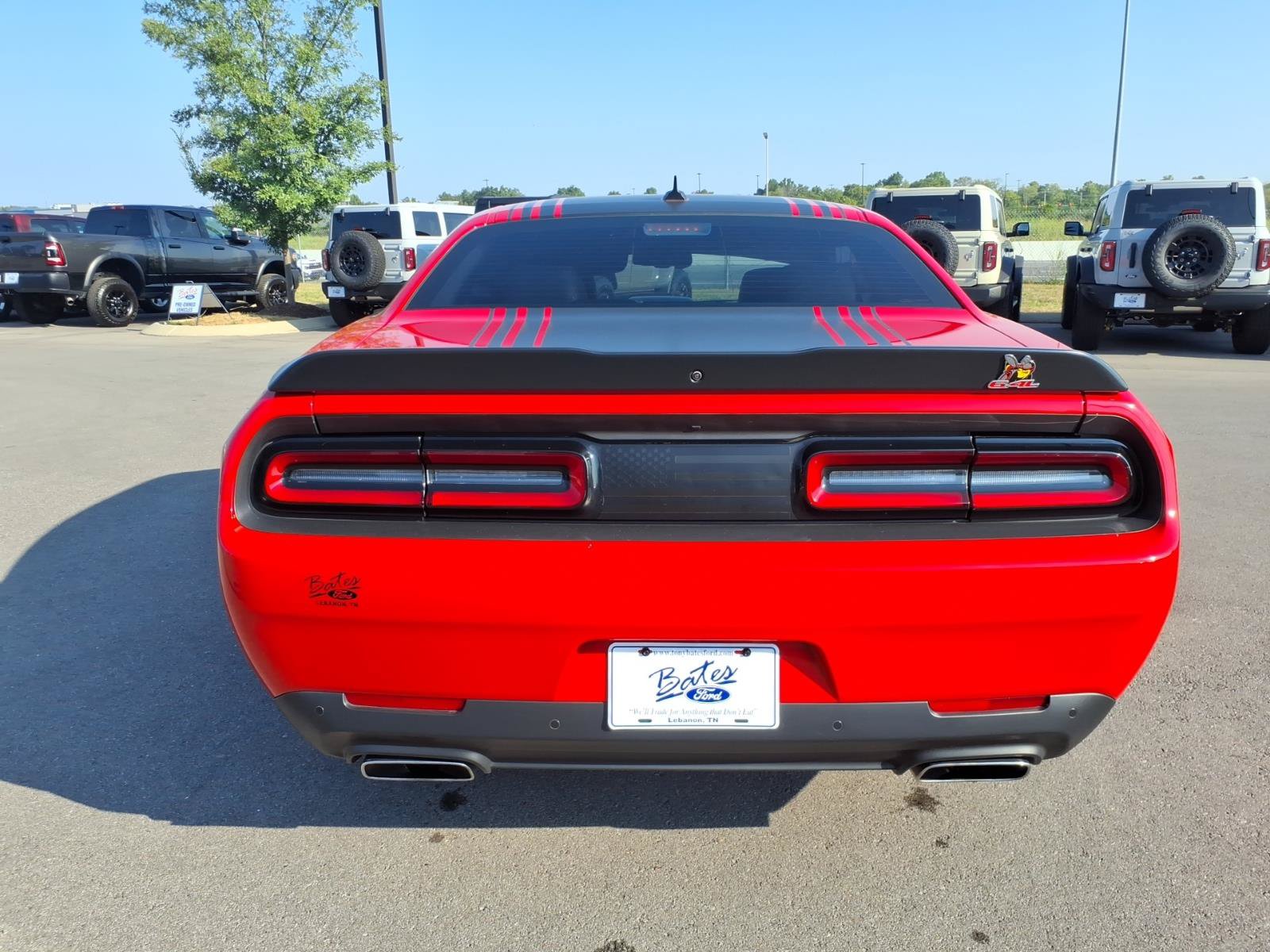Used 2016 Dodge Challenger R/T Scat Pack RWD image 4