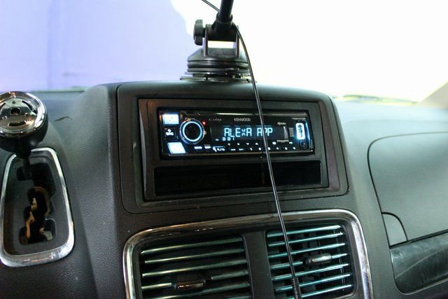 Used 2015 Dodge Grand Caravan SE w/ Quick Order Package 29E SE image 12