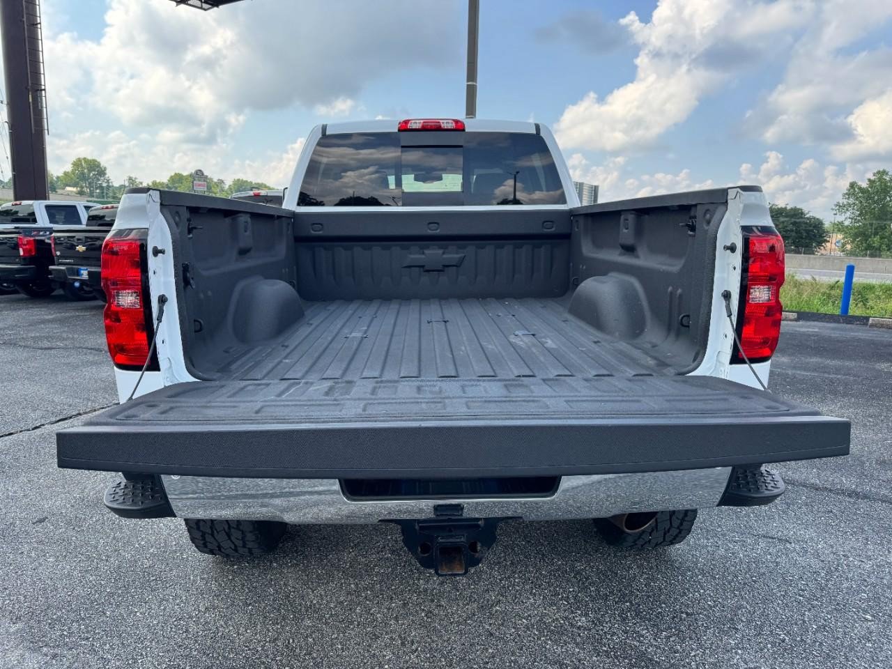 Used 2019 Chevrolet Silverado 2500 LTZ w/ Duramax Plus Package AWD/4WD image 6