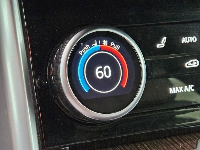 Used 2023 Land Rover Range Rover Long Wheelbase SE image 25