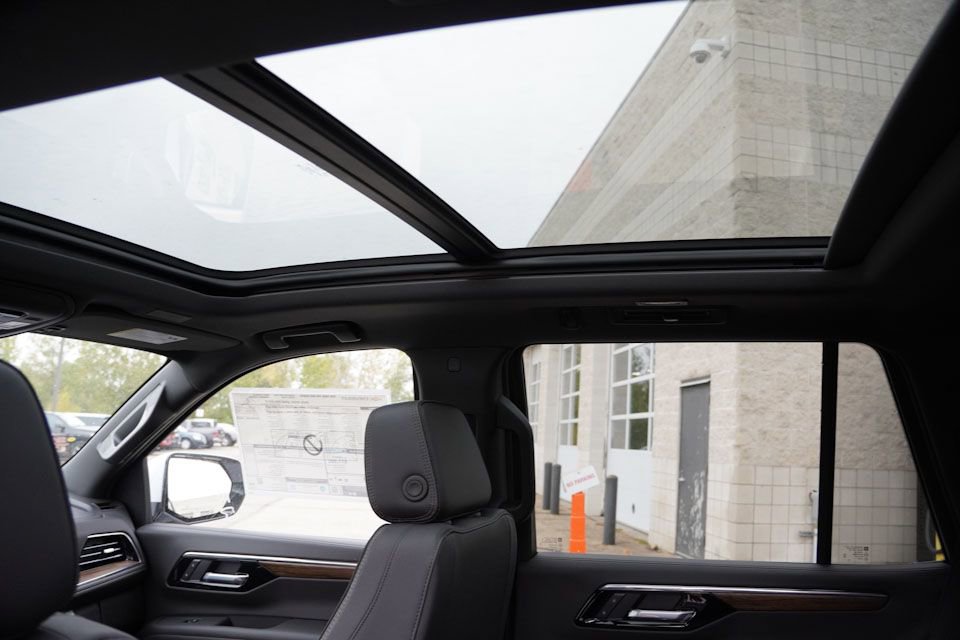 New 2026 Chevrolet Tahoe High Country image 14