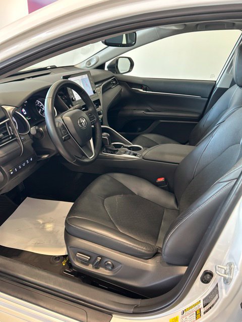 Used 2021 Toyota Camry XLE w/ Navigation Upgrade Package FWD image 18