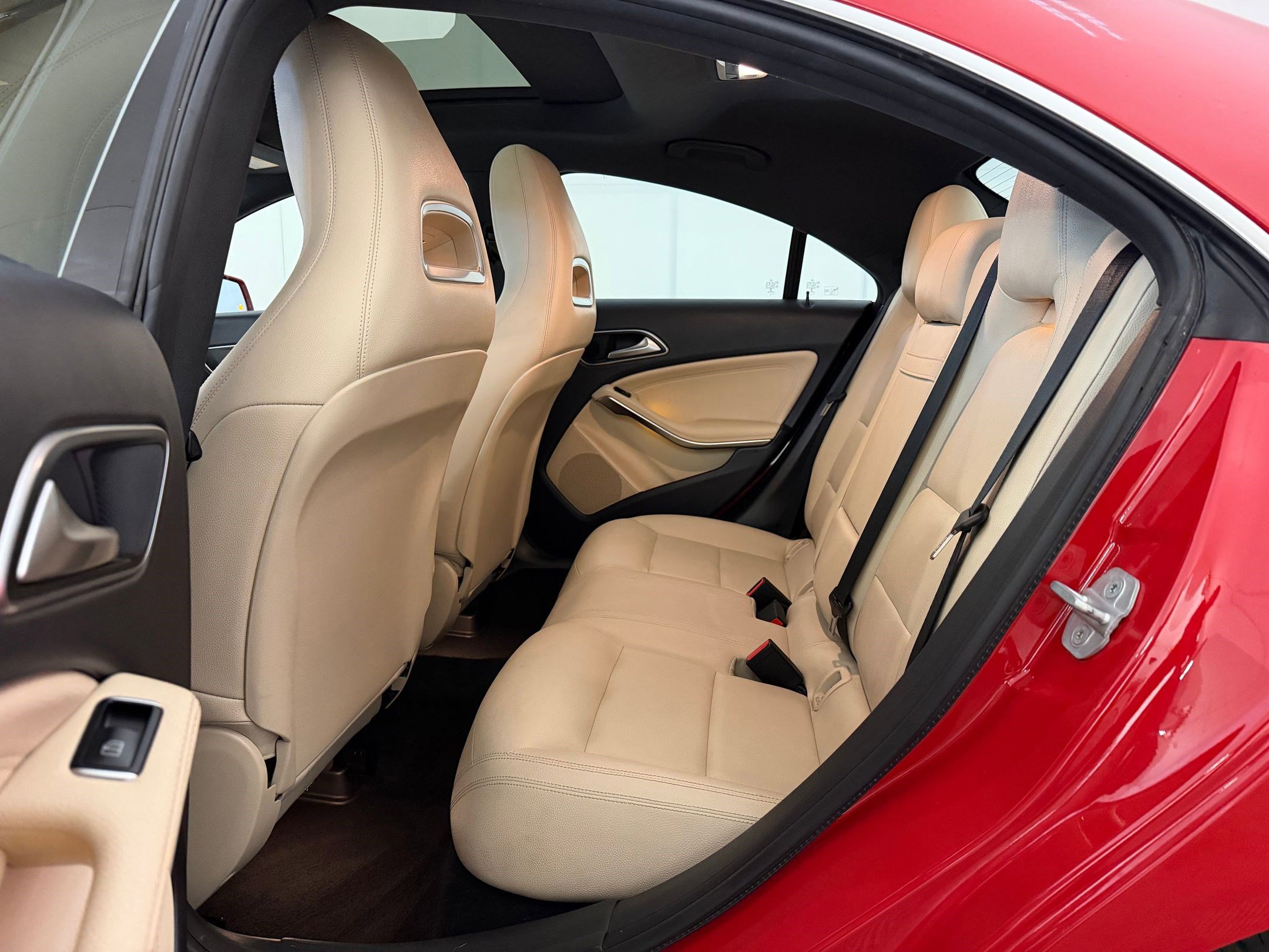 Used 2016 Mercedes-Benz CLA 250 4MATIC image 15