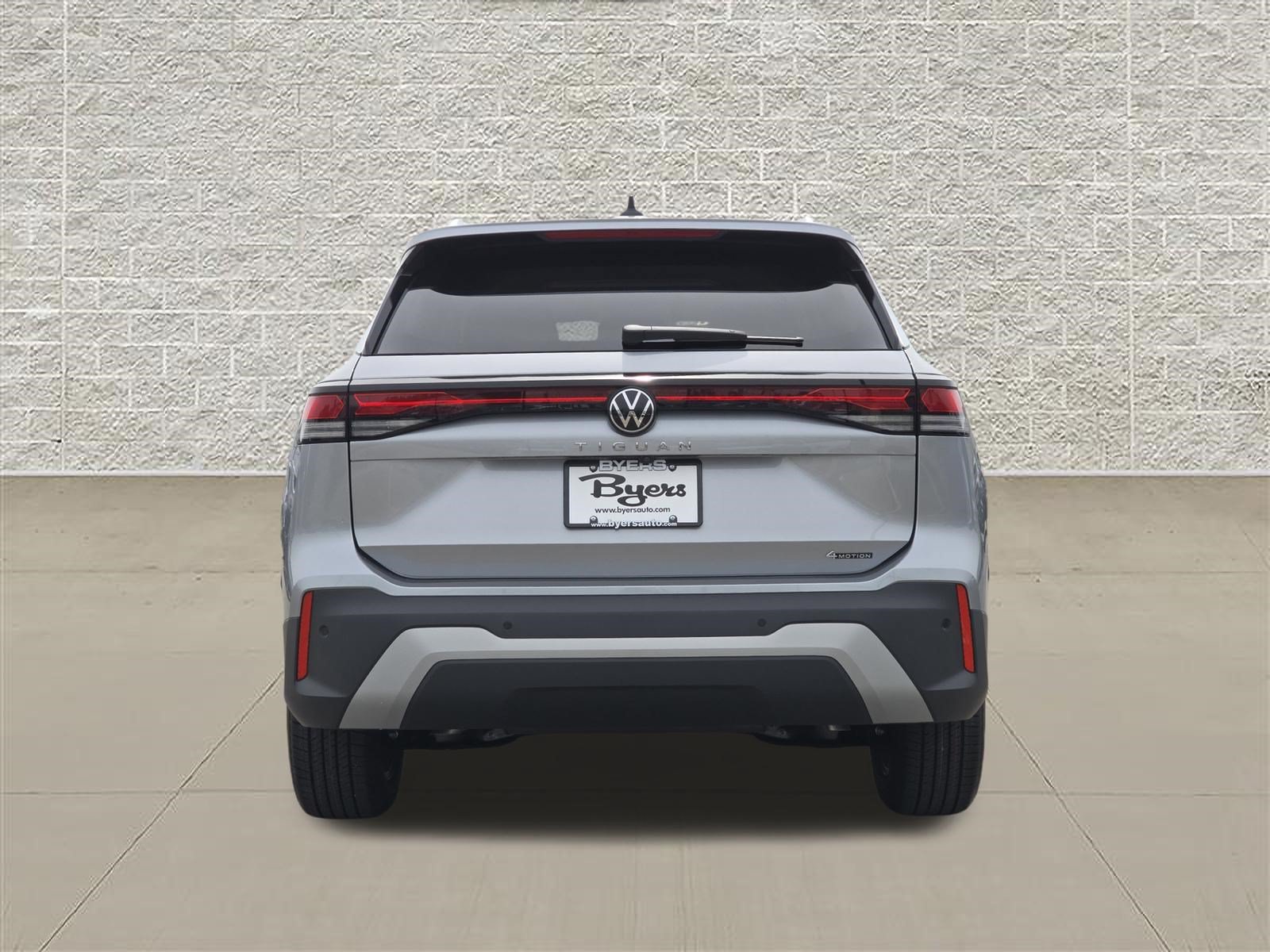 New 2026 Volkswagen Tiguan S AWD/4WD image 6