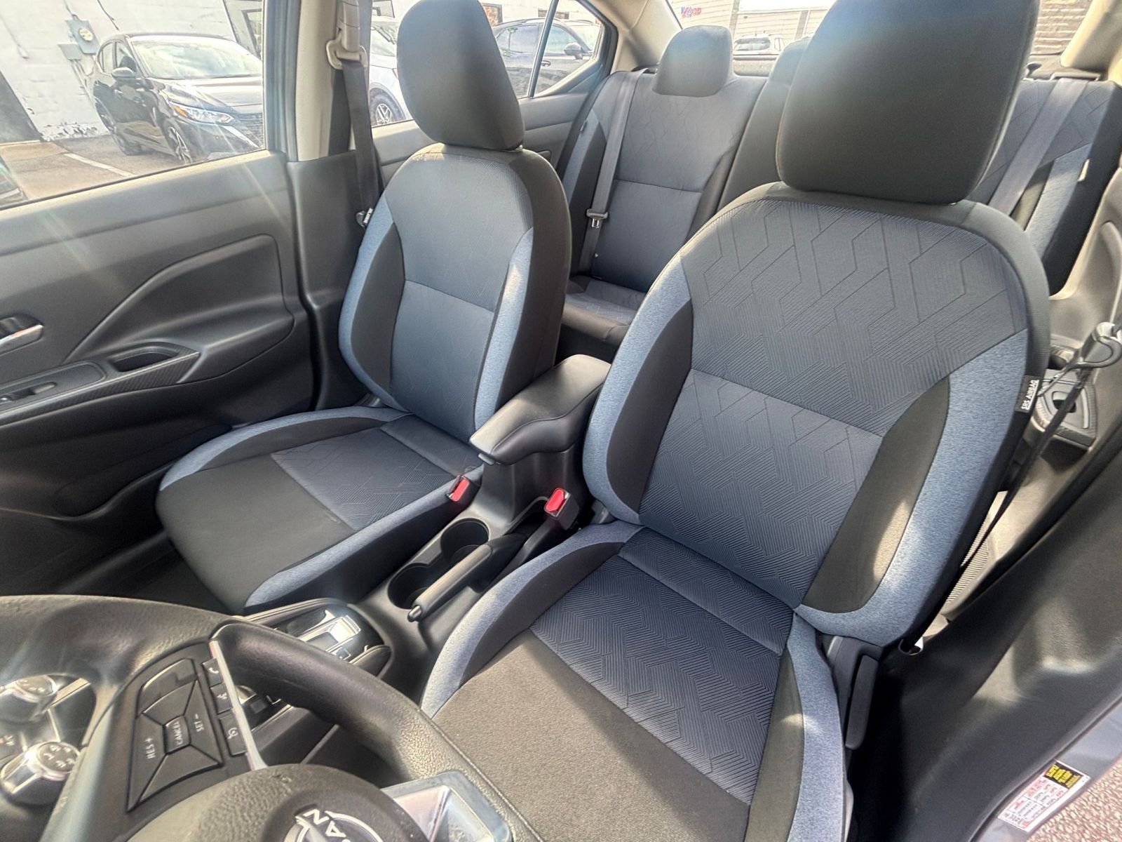 Used 2025 Nissan Versa SV image 36