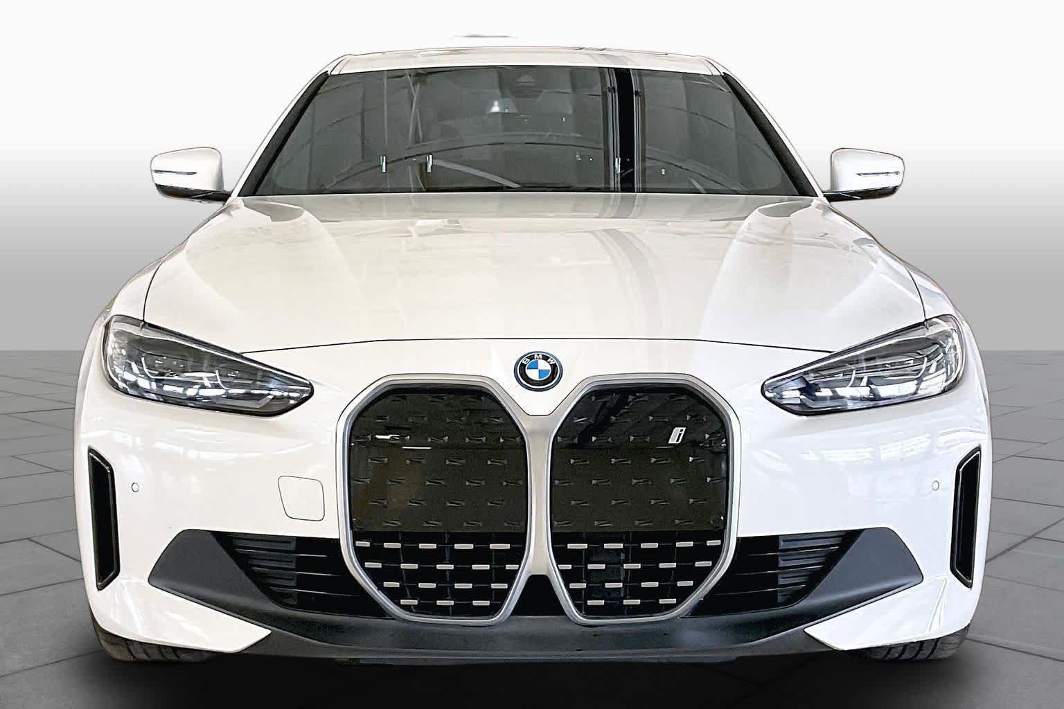 Certified 2023 BMW i4 eDrive35 RWD image 3