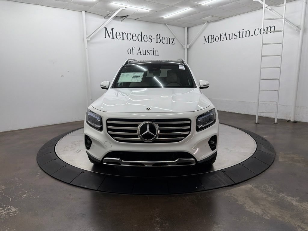 New 2026 Mercedes-Benz GLB 250 image 2