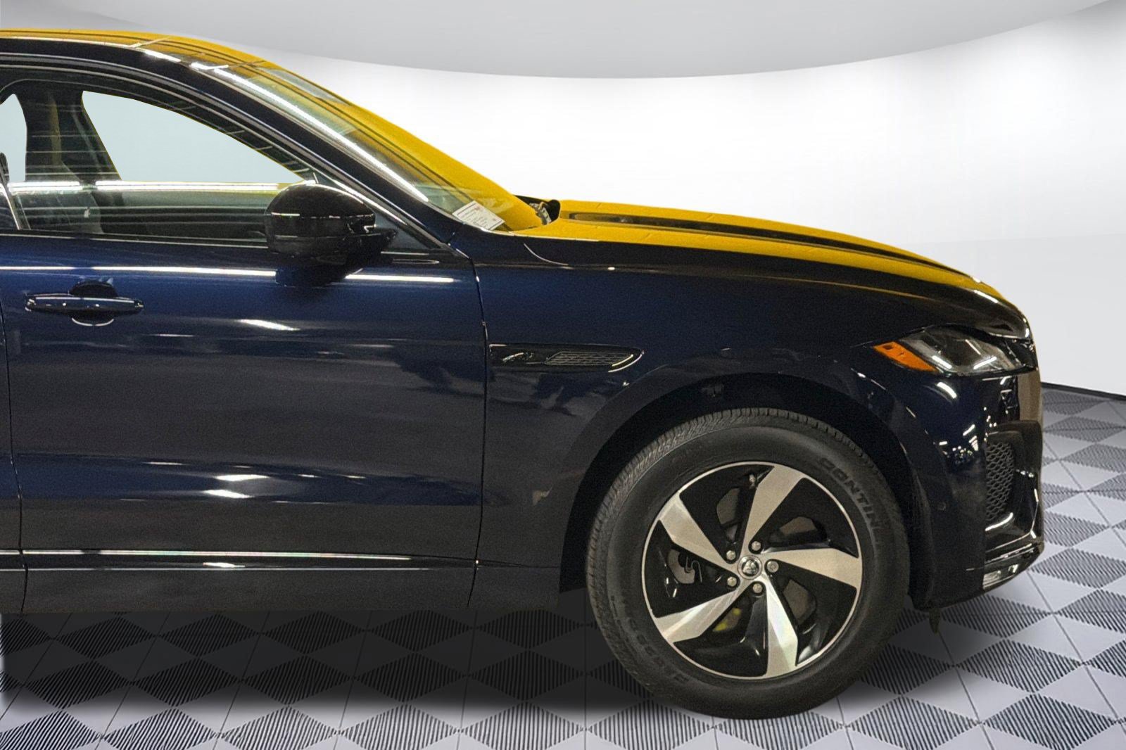 Used 2026 Jaguar F-PACE R-Dynamic S AWD/4WD image 35