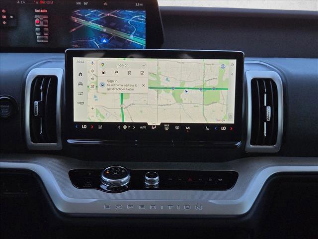 New 2026 Ford Expedition Active image 12