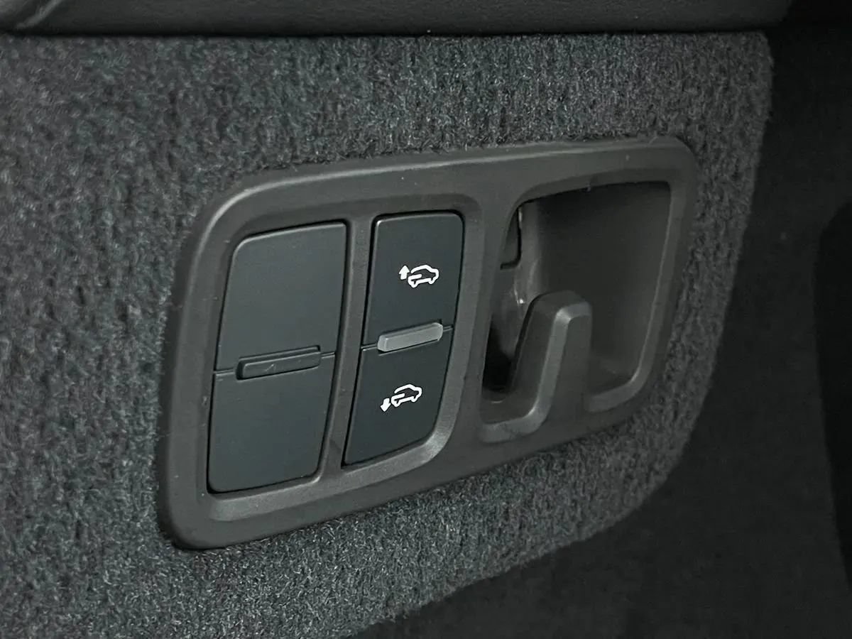 Used 2021 Lamborghini Urus AWD/4WD image 55