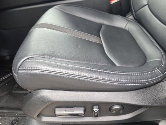 Used 2025 Honda Pilot Touring image 23