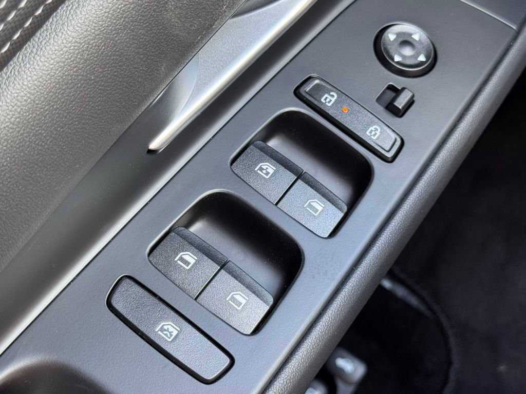 New 2026 Hyundai Elantra Limited image 25