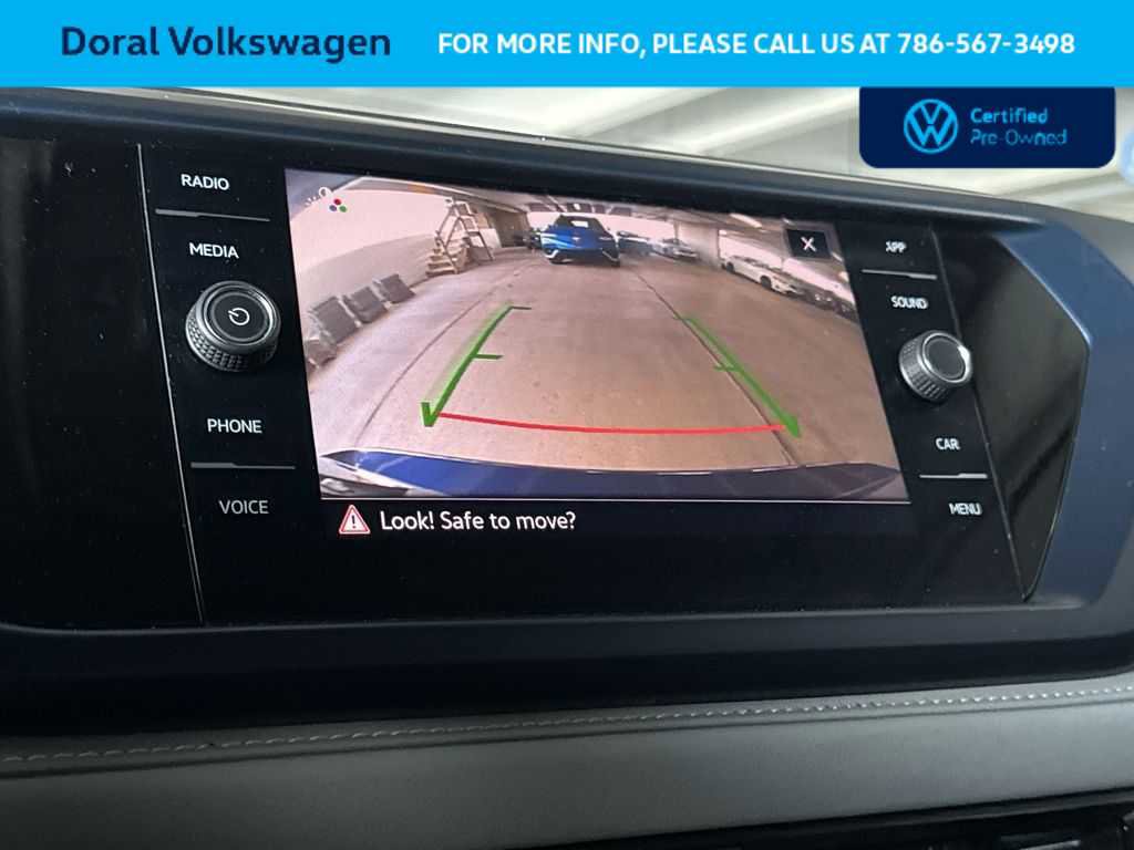 Used 2024 Volkswagen Taos SE FWD image 19