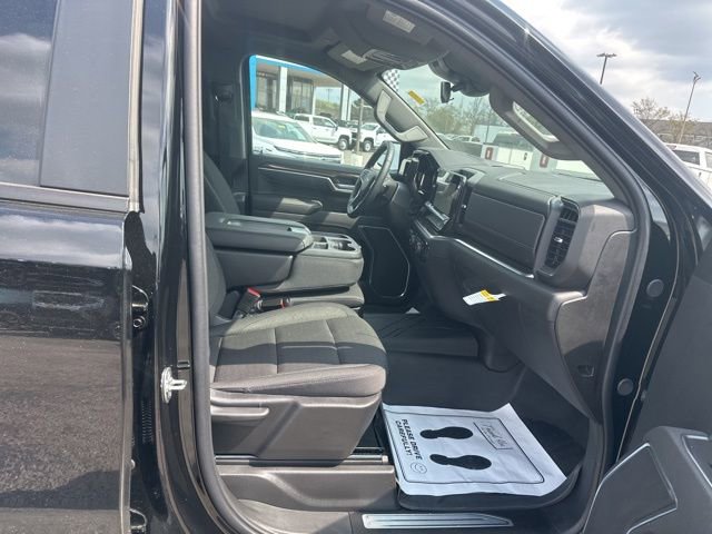 Used 2026 Chevrolet Silverado 1500 RST w/ RST Select Package image 32