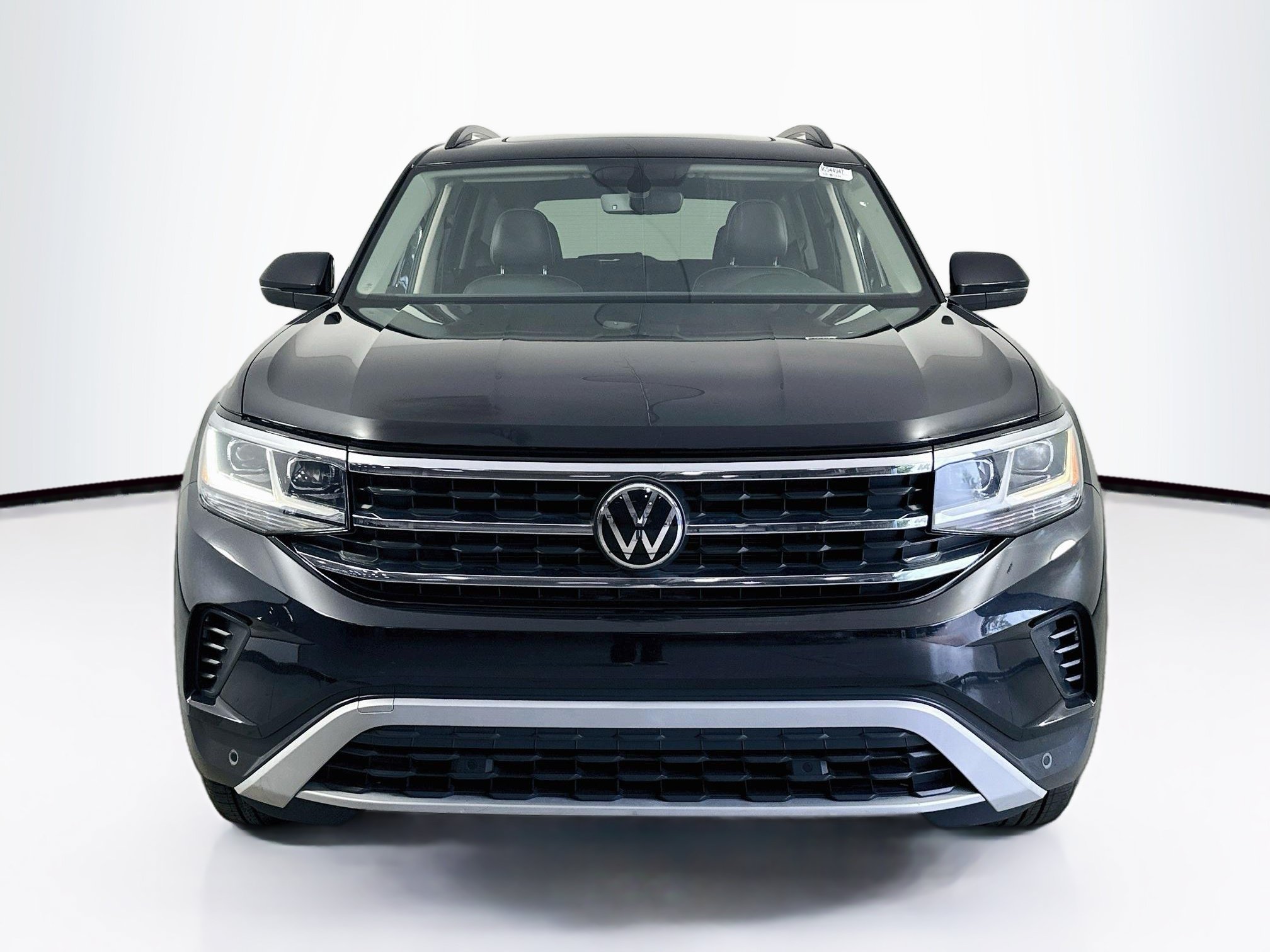 Used 2022 Volkswagen Atlas SE FWD image 2