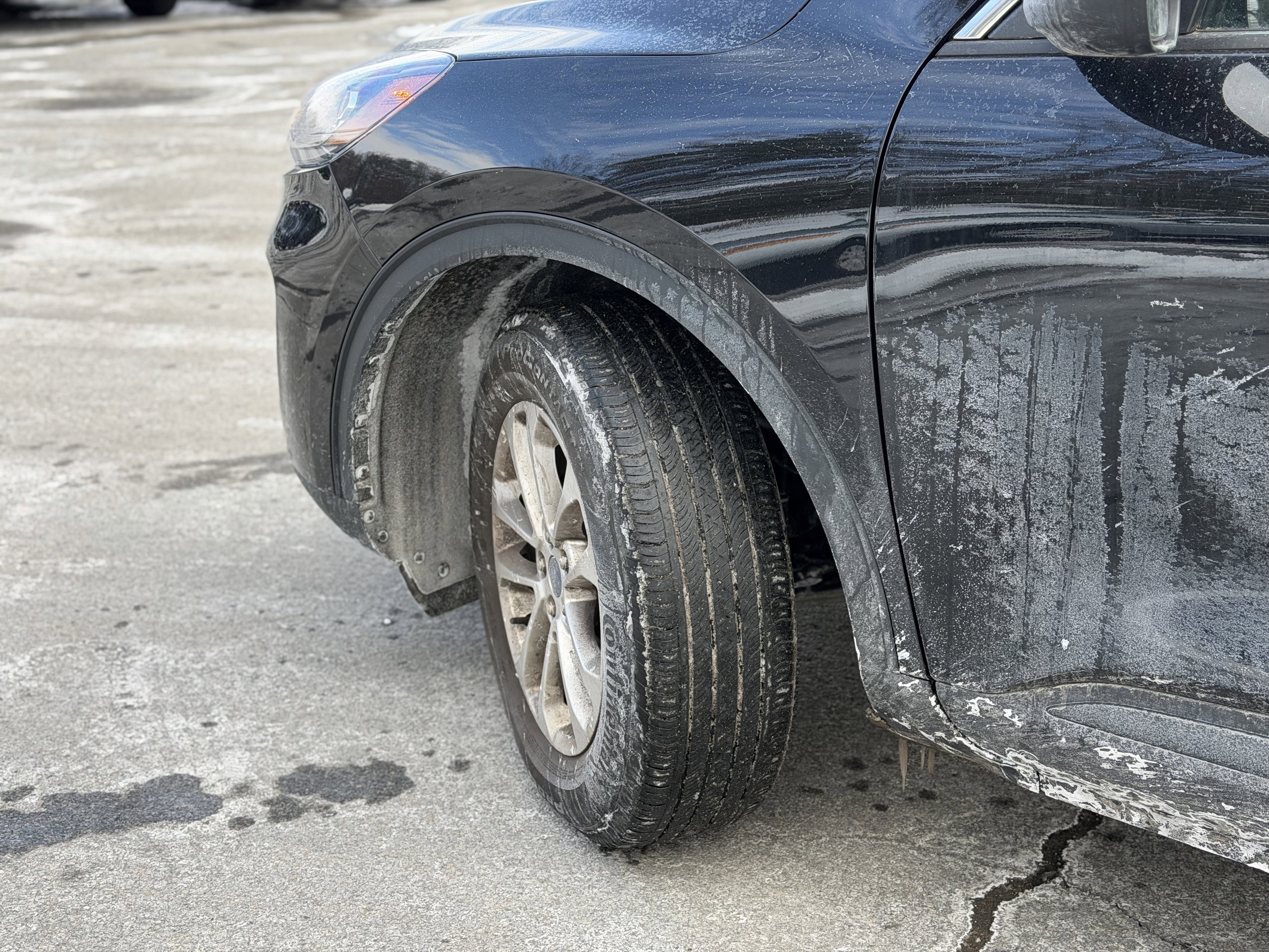 Used 2022 Ford Escape SE w/ Cold Weather Package image 6