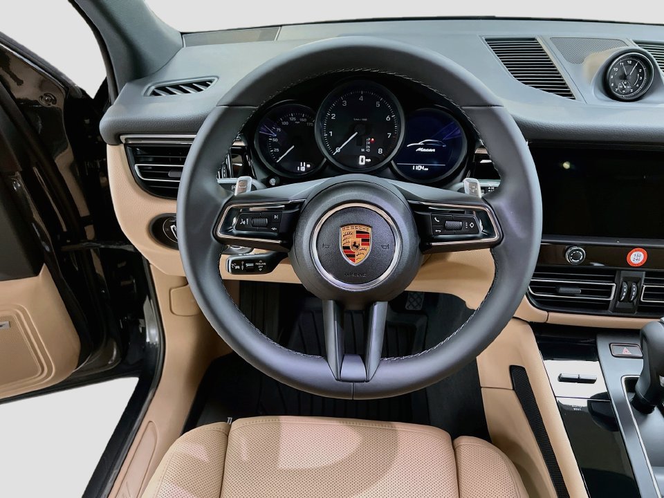 New 2026 Porsche Macan AWD/4WD image 12