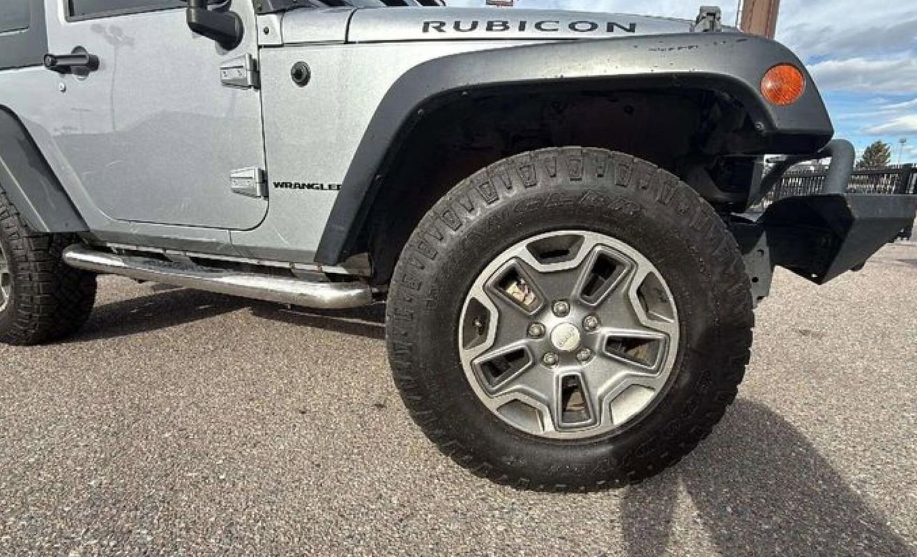 Used 2014 Jeep Wrangler Rubicon w/ Power Convenience Group AWD/4WD image 15