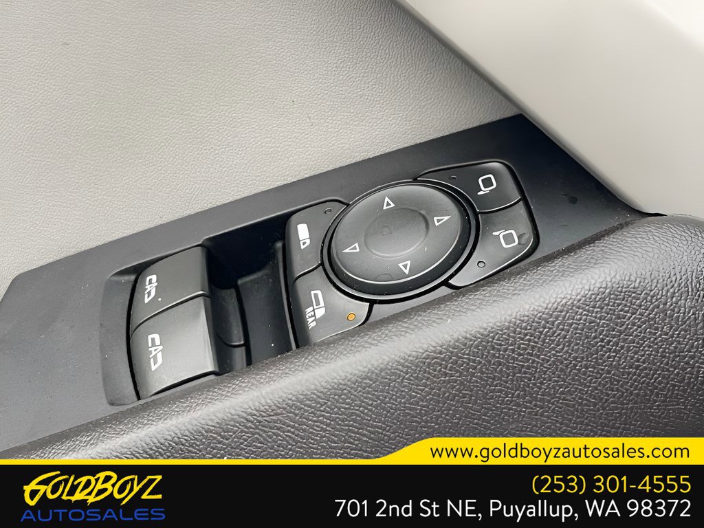 Used 2022 Chevrolet Camaro LT RWD image 34