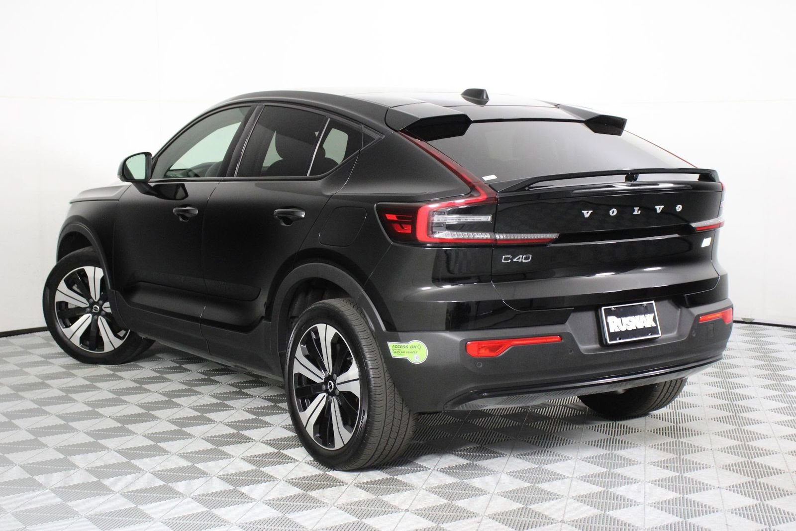 Certified 2023 Volvo C40 Recharge Core AWD/4WD image 2