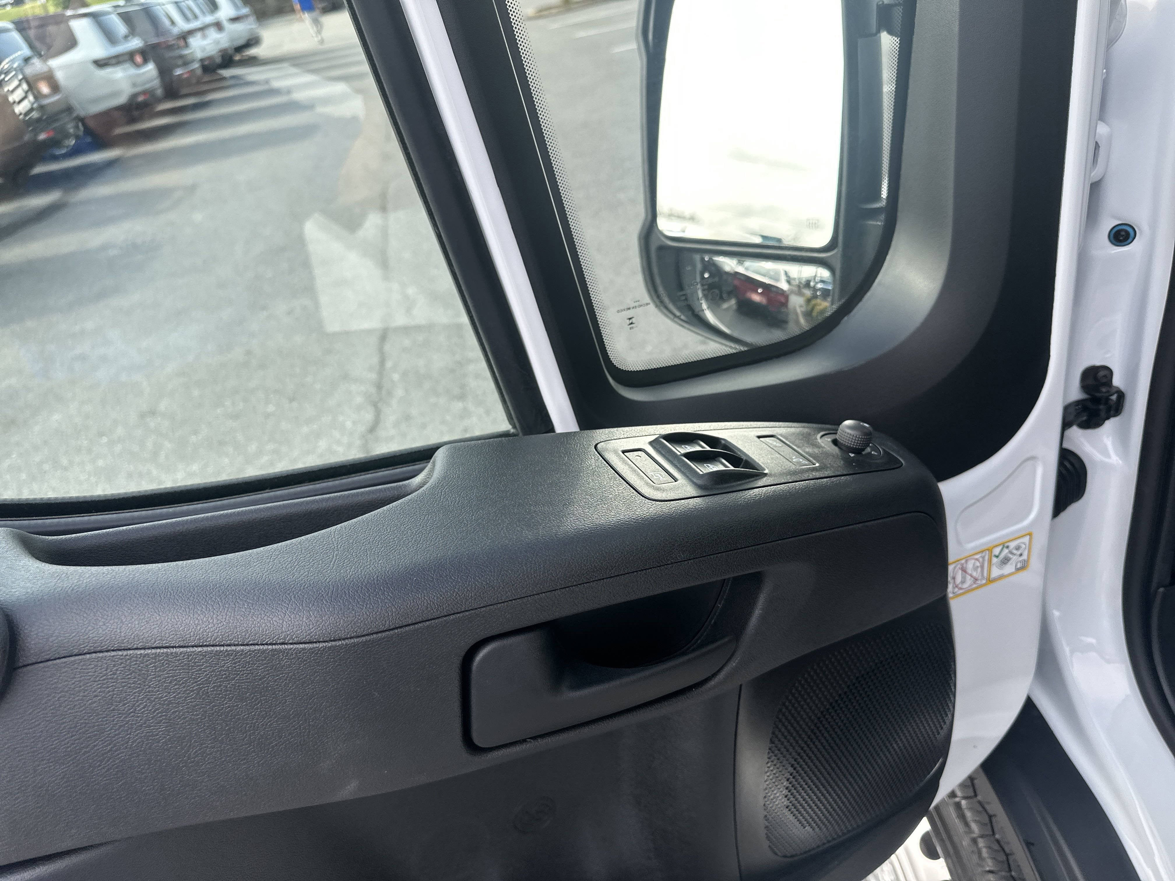 New 2025 RAM ProMaster 1500 w/ Convenience Group image 11
