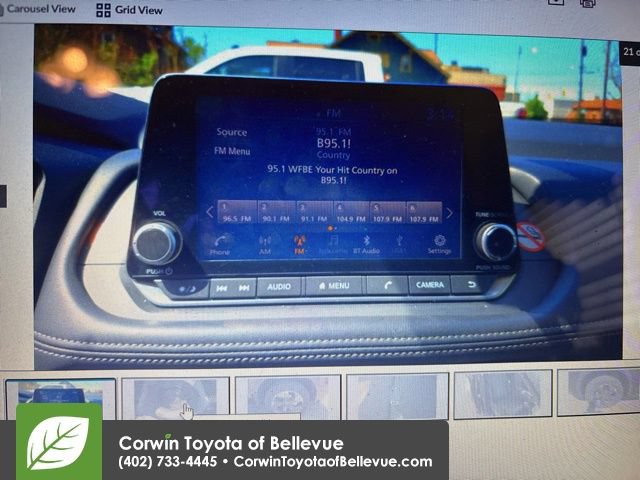 Used 2024 Nissan Rogue SV FWD image 41