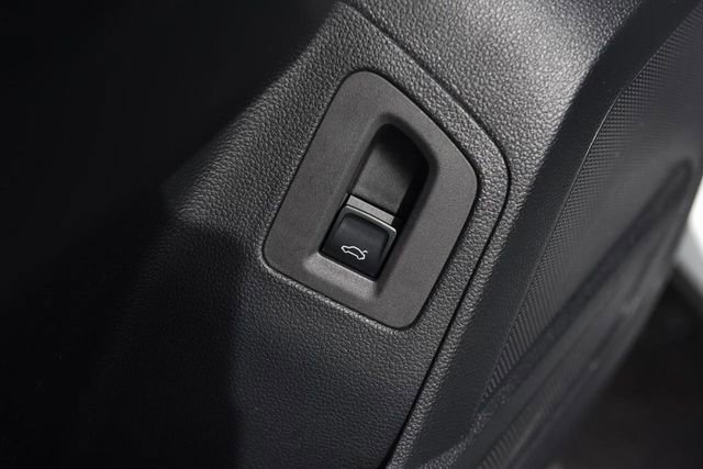 Used 2023 Volkswagen Atlas Cross Sport SE w/ Black Wheel Package image 9