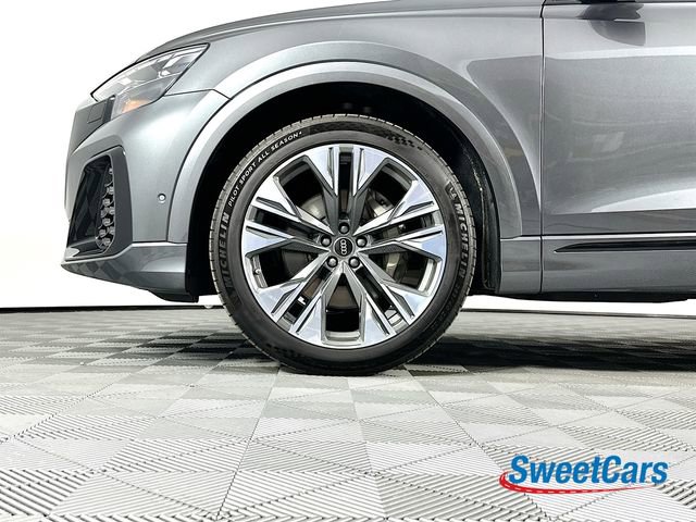 Used 2025 Audi Q8 Prestige image 48