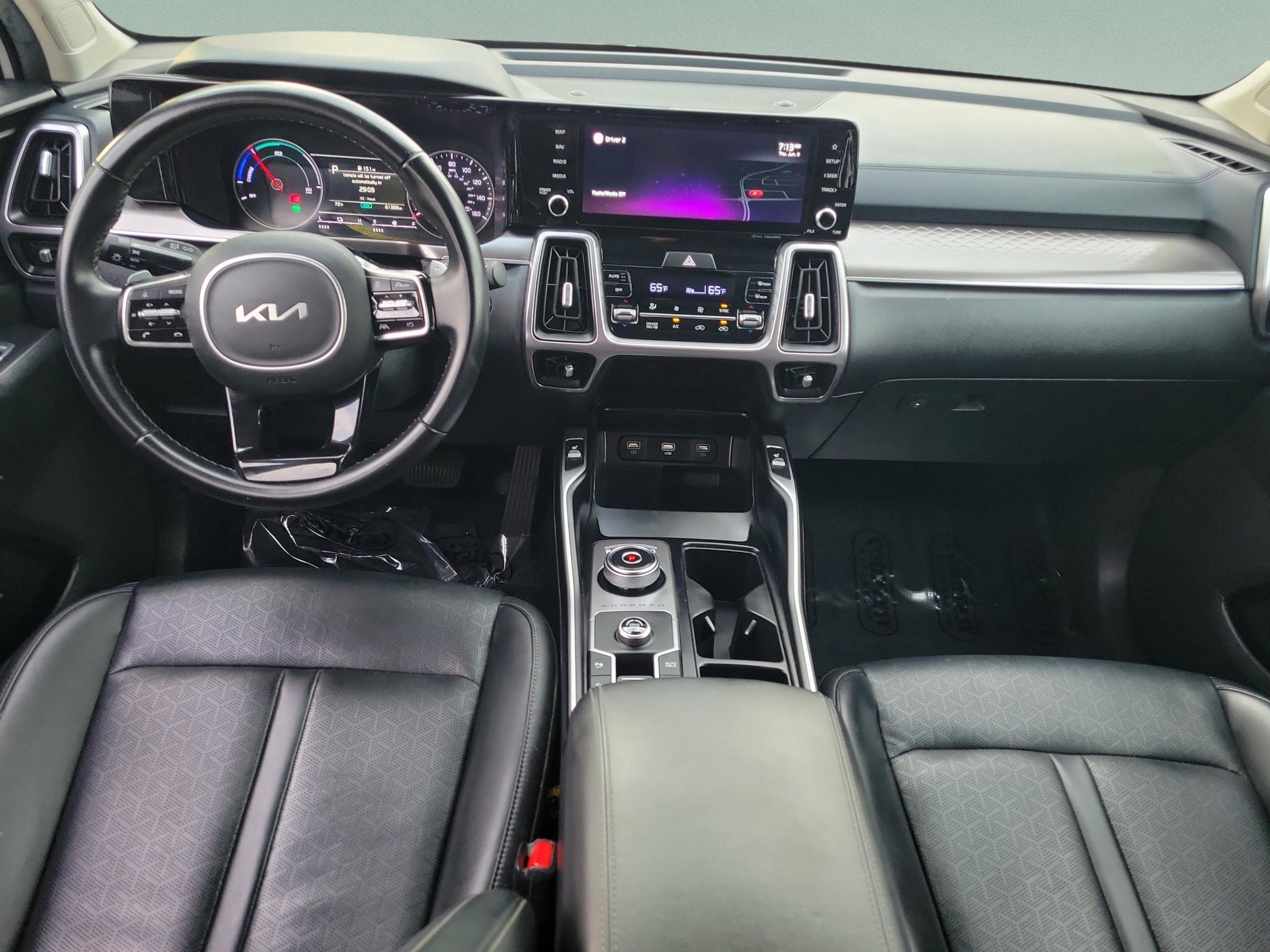 Used 2022 Kia Sorento S FWD image 6